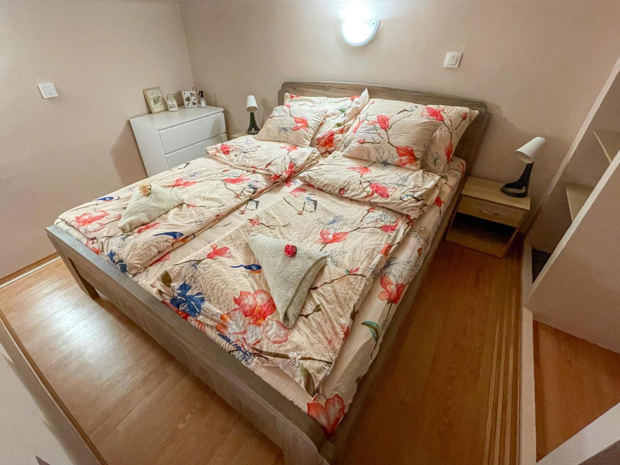Budapest Bloom Apartman Buitenkant foto